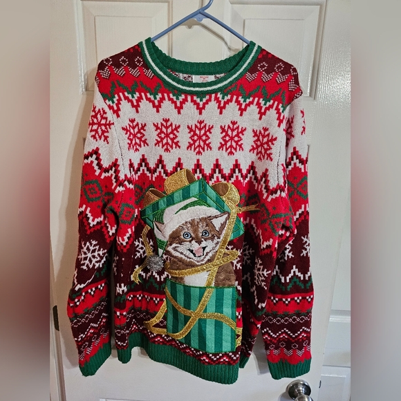 Holiday Time Cat in Gift Box 3D Ugly Christmas Sweater L Red Green Snowflake - Picture 2 of 7